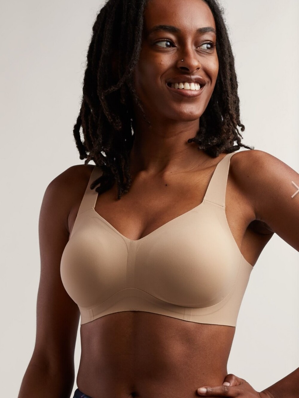 EVELYN&BOBBIE BEYOND WIREFREE BRA IN NEUTRAL SAND SHADE /SZ:SMALL